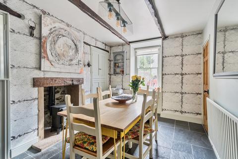 4 bedroom cottage for sale, 10 Swine Market, Kirkby Lonsdale, LA6 2FT