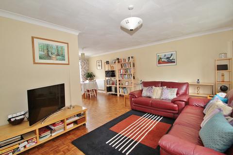undefined, Farmers Close, Witney, OX28