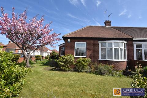 2 bedroom semi-detached bungalow for sale, Enid Avenue, Fulwell