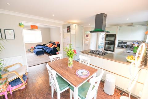 3 bedroom semi-detached house for sale, Winchester Road, Orpington