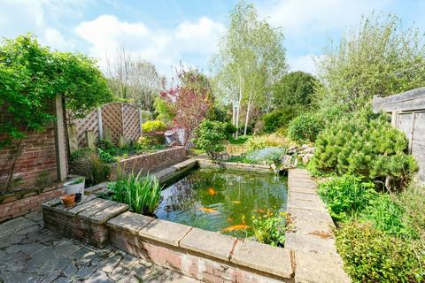 3 bedroom semi-detached house for sale, Winchester Road, Orpington
