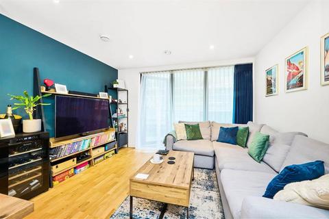 2 bedroom flat for sale, Hawthorne Crescent, London SE10