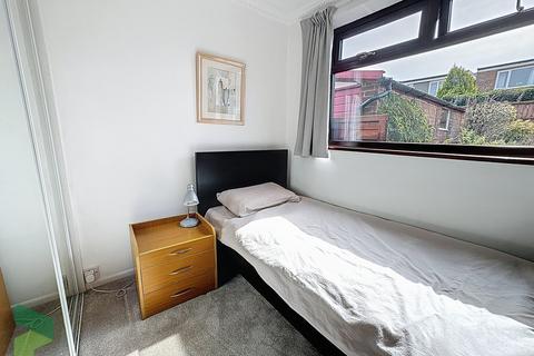 27 Chapter Road, Darwen, BB3 3PU