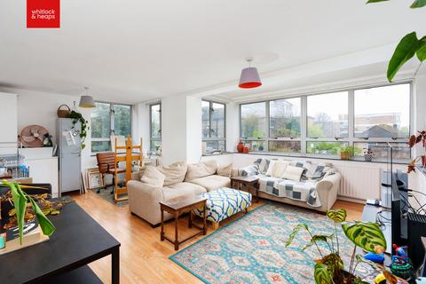 3 bedroom flat for sale, Sussex Court, Hove