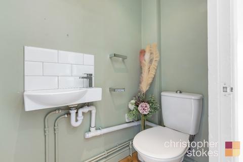 14 Robsons Close, Cheshunt, Waltham Cross, EN8 9QT