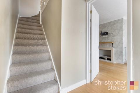 14 Robsons Close, Cheshunt, Waltham Cross, EN8 9QT