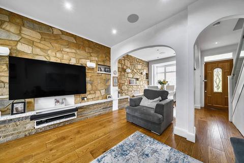 3 Titian Avenue, Bushey Heath, Bushey, WD23 4GB
