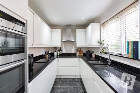4 bedroom detached house for sale, Nesbit Close, Wickford, Essex, SS12