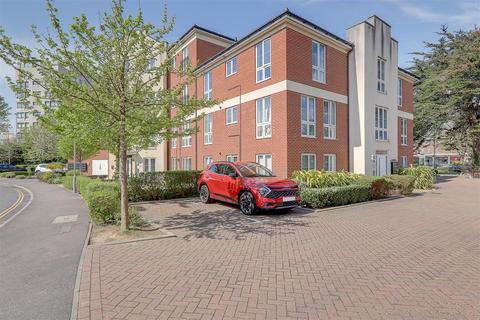 11 Cambrian Way, Worthing, BN13 1FE