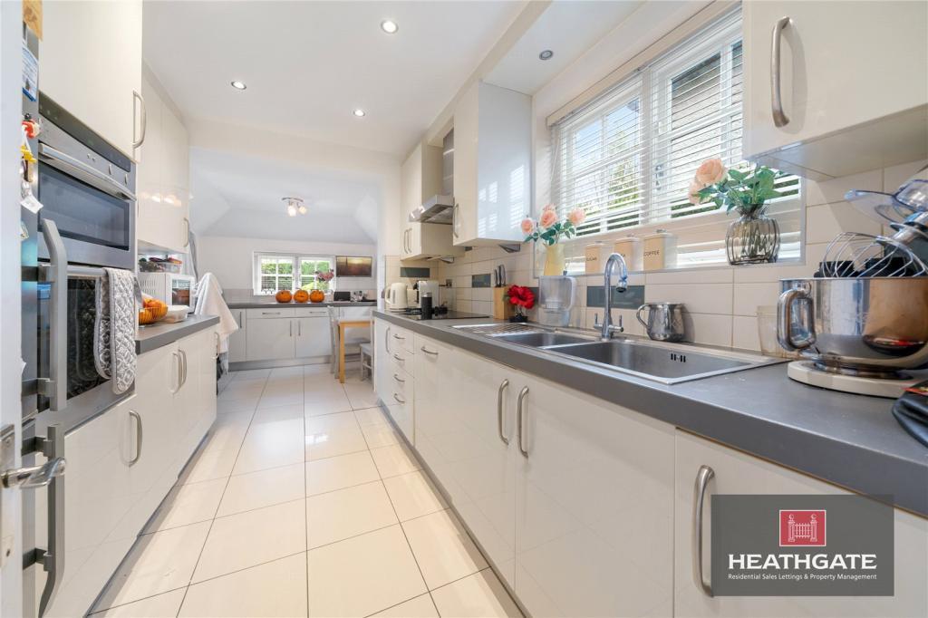 Brookland-hill-hampstead-garden-suburb-nw11