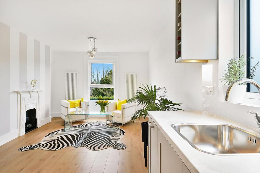 Living Space Reverse
