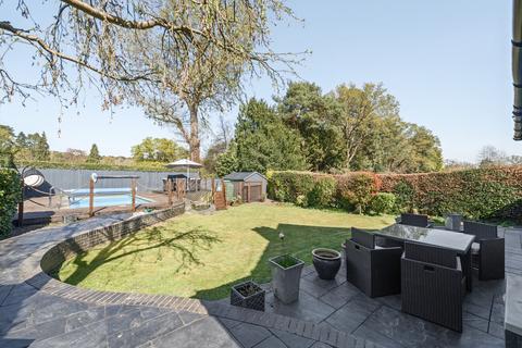 6 bedroom detached house for sale, Longdown Road, Berkshire GU47