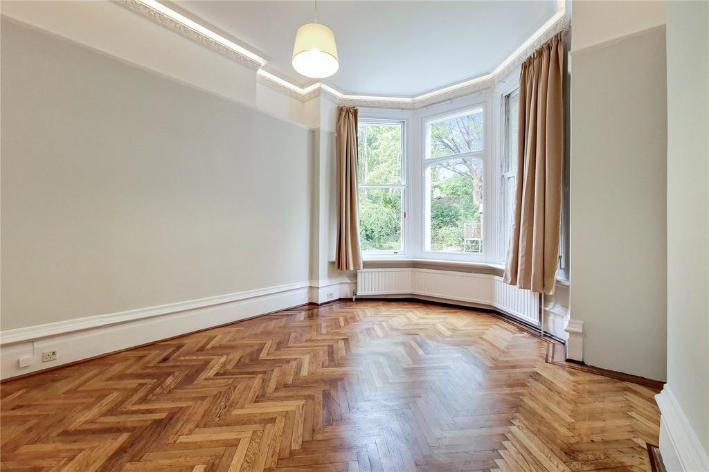 Apartment in London - View 3