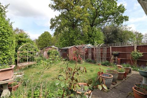 45 Fairfax Road, Woking, GU22 9HN