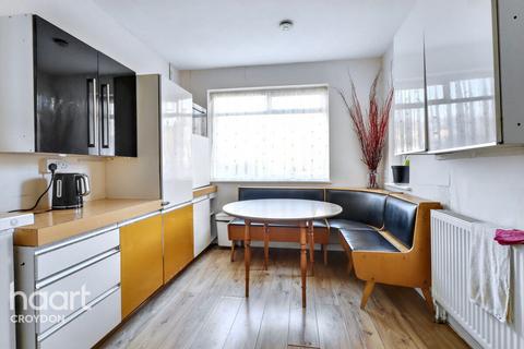 undefined, Kingsdown Avenue, South Croydon