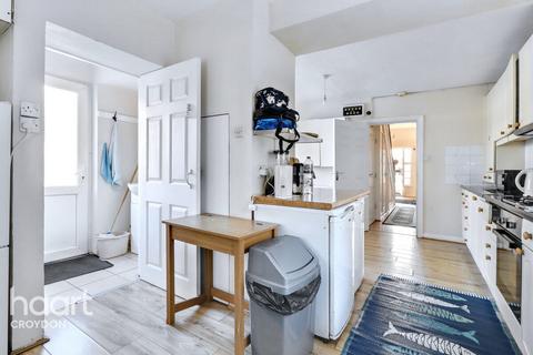 undefined, Kingsdown Avenue, South Croydon