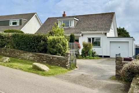 3 bedroom detached house for sale, Tregye Road, Carnon Downs, Truro