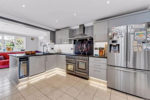 4 bedroom detached house for sale, Whatley Close, Elmswell