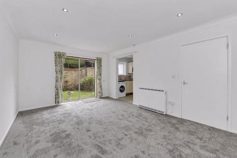 2 bedroom retirement property for sale, Cryspen Court, Bury St. Edmunds