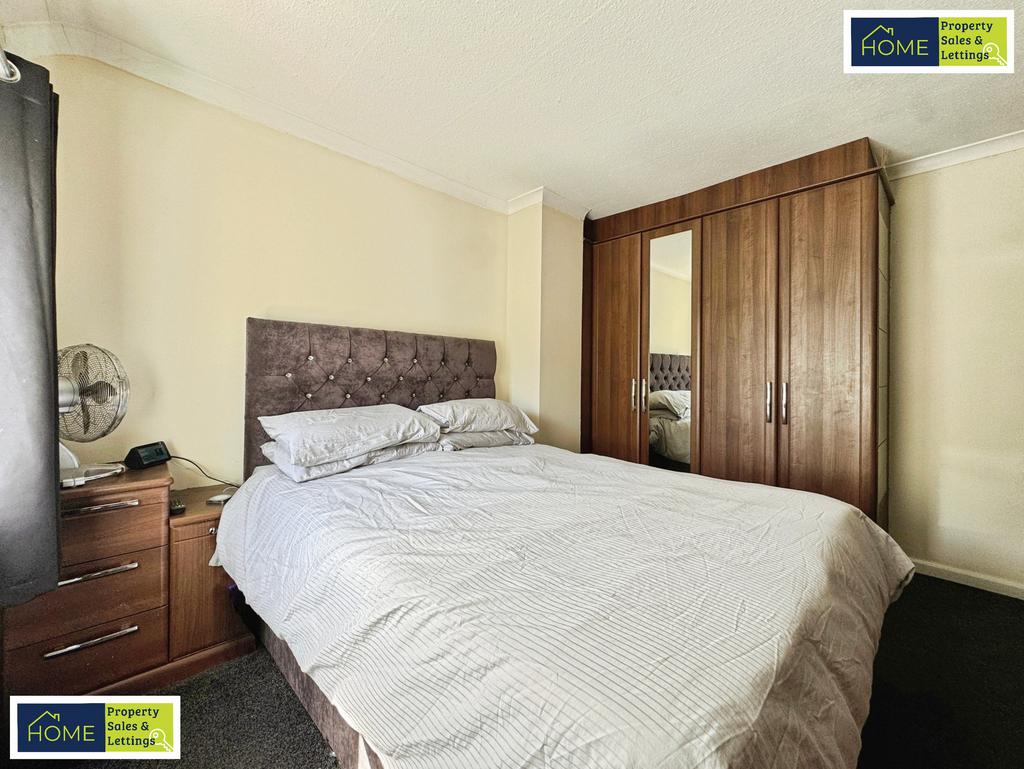 45 Woodstock Road, Leicester, LE4 2 HJ