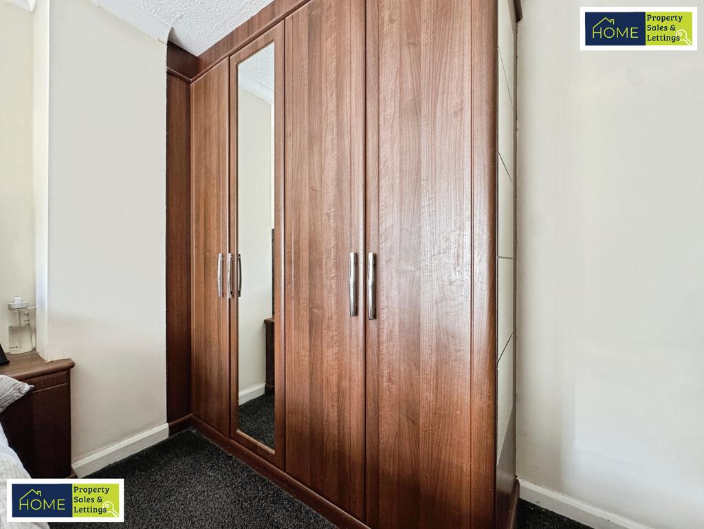 45 Woodstock Road, Leicester, LE4 2 HJ