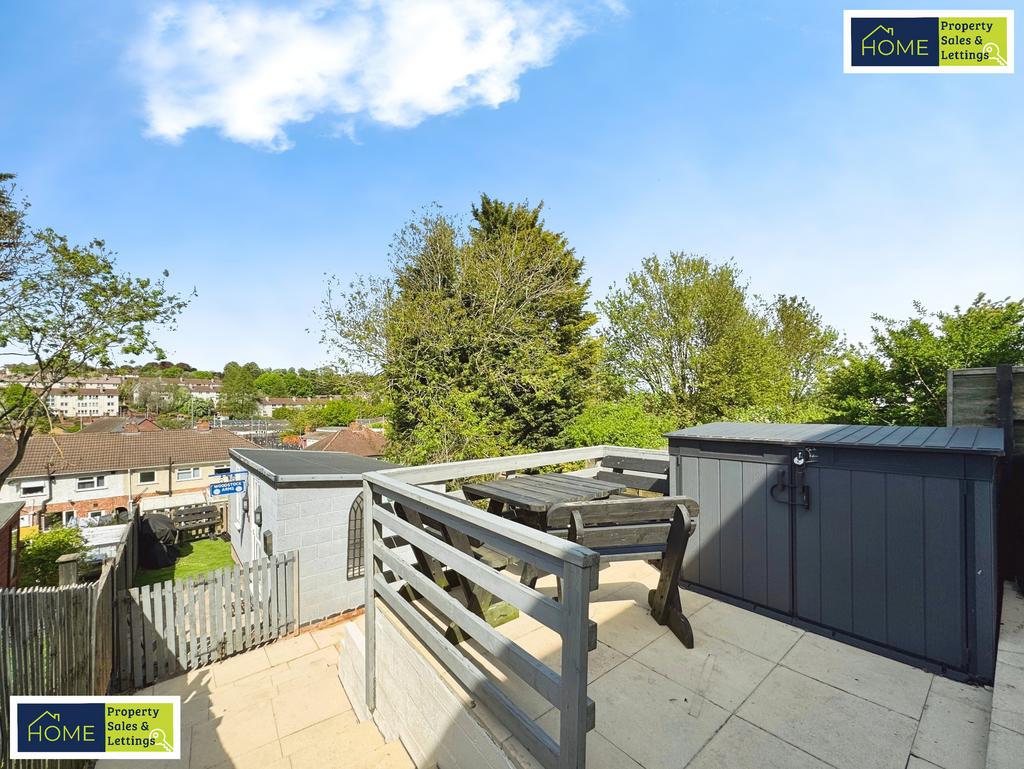 45 Woodstock Road, Leicester, LE4 2 HJ