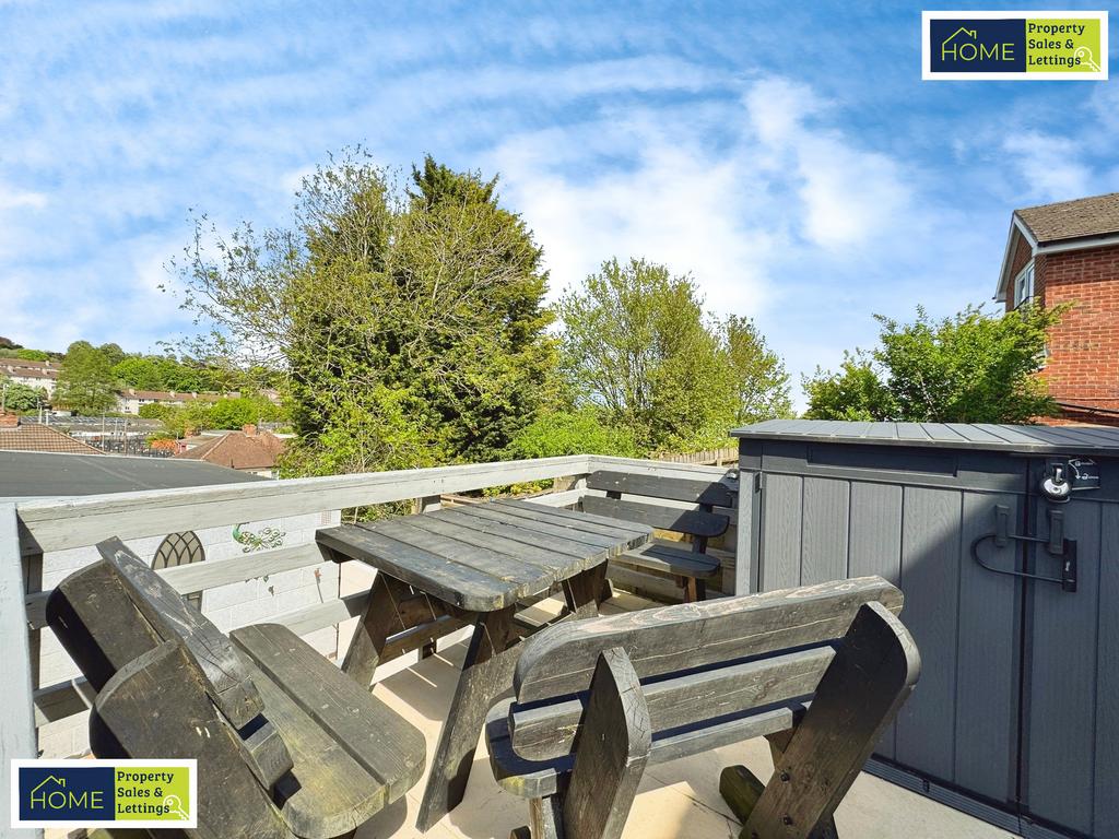 45 Woodstock Road, Leicester, LE4 2 HJ
