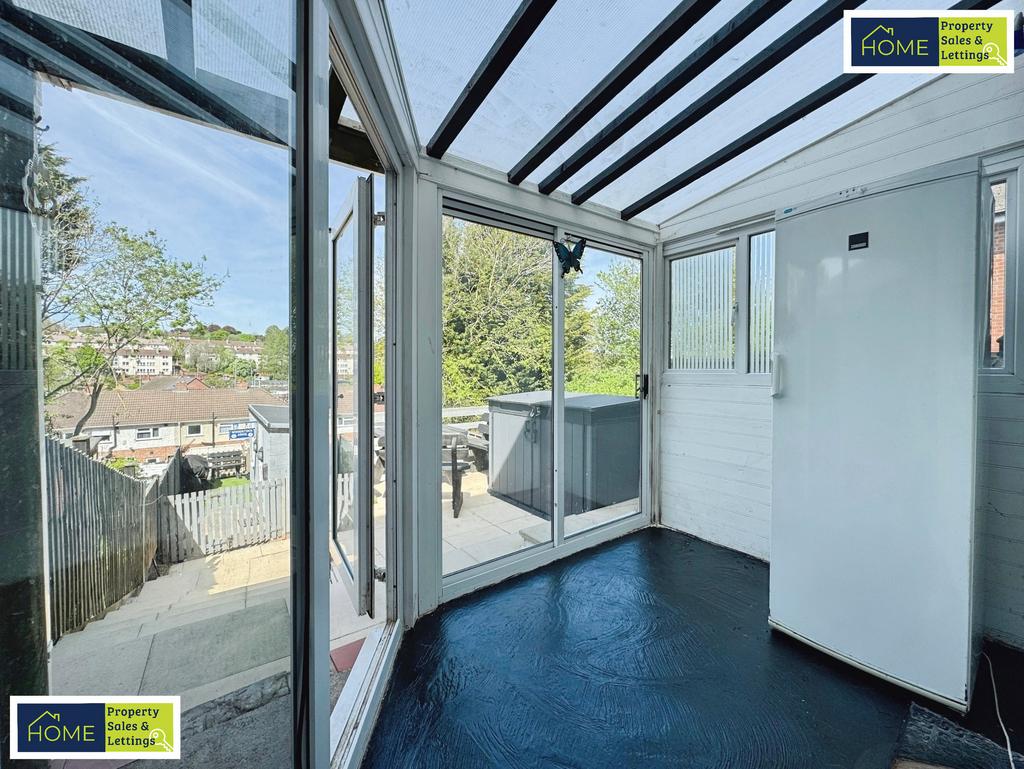 45 Woodstock Road, Leicester, LE4 2 HJ