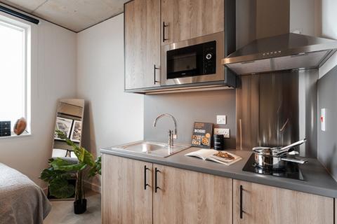 Studio to rent, Ruby Street