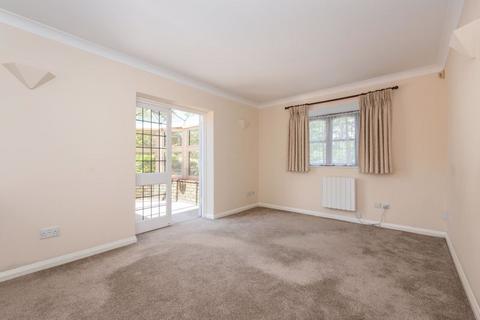 undefined, Rushmon Gardens, Walton-On-Thames