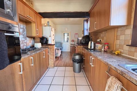 24 Cedar Road, Northampton, NN1 4RN