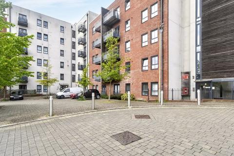 2 bedroom apartment to rent - Sinclair Drive, Basingstoke RG21