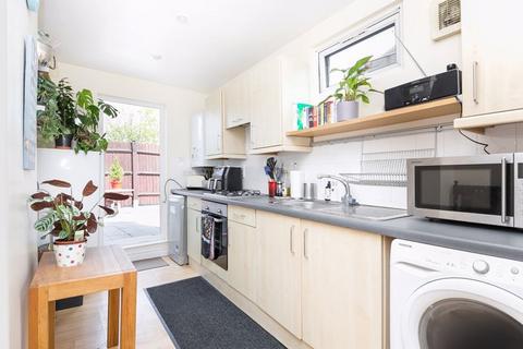 41b Brighton Road, South Croydon, CR2 6EB