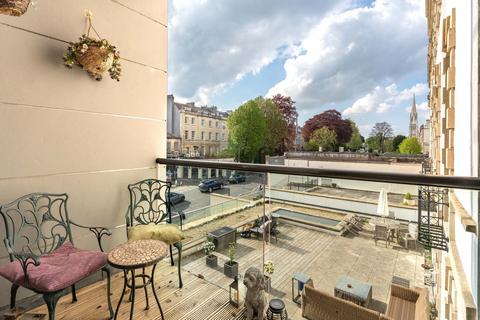1 bedroom flat for sale, North Contemporis, 20 Merchants Road, Bristol BS8