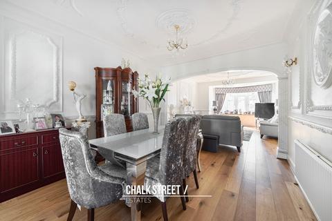 undefined, Abbotswood Gardens, Ilford, IG5