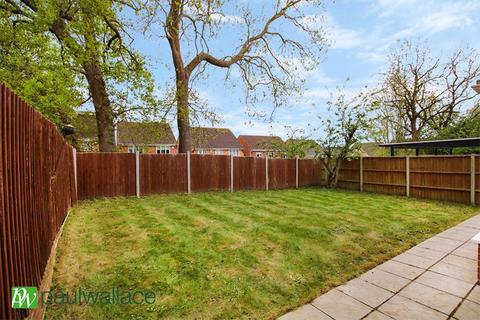 8 Everett Close, Cheshunt, Waltham Cross, EN7 6XD
