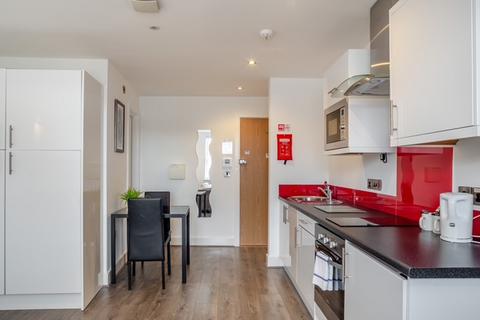 Studio to rent, 8-10 Fox House Studios (Classic)
