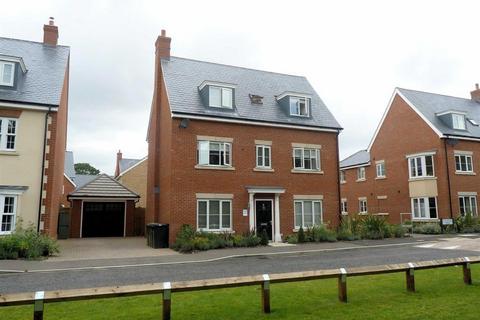 8 Boleyn Row, Epping, CM16 6FF