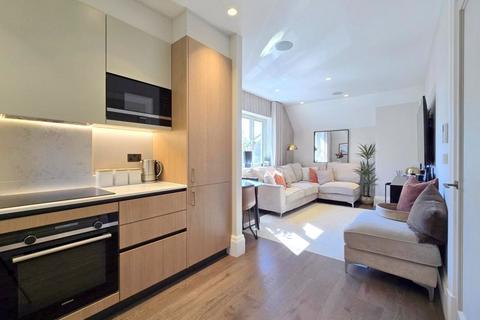 undefined, Elizabeth Grove, Bushey Heath,