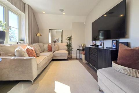 undefined, Elizabeth Grove, Bushey Heath,