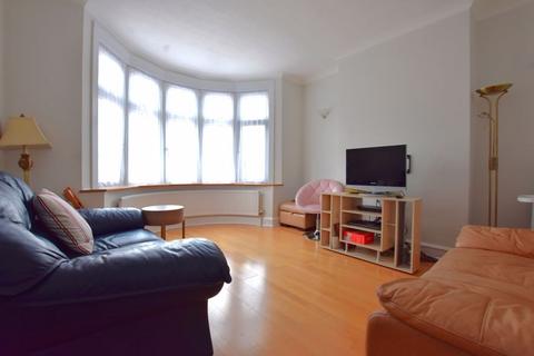 3 bedroom semi-detached house for sale, Cambridge Road, North Harrow