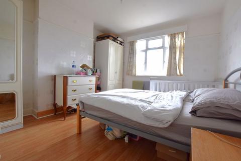 3 bedroom semi-detached house for sale, Cambridge Road, North Harrow