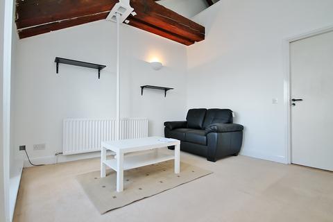 undefined, Plate House, Burrells Wharf Square, London, E14