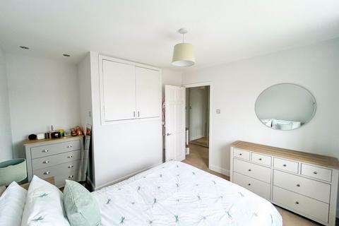 14 Chi Rio Close, Shepton Mallet, BA4 4TR