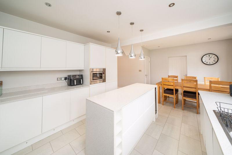 Dining kitchen