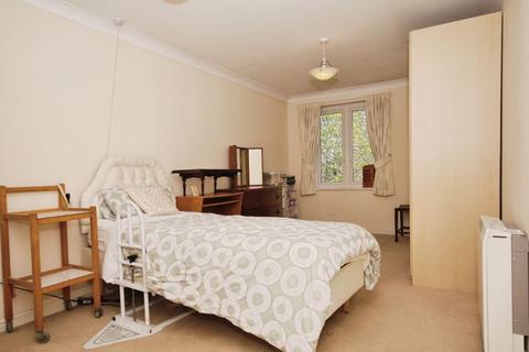 1 bedroom retirement property for sale, 93-101 London Road, Redhill RH1