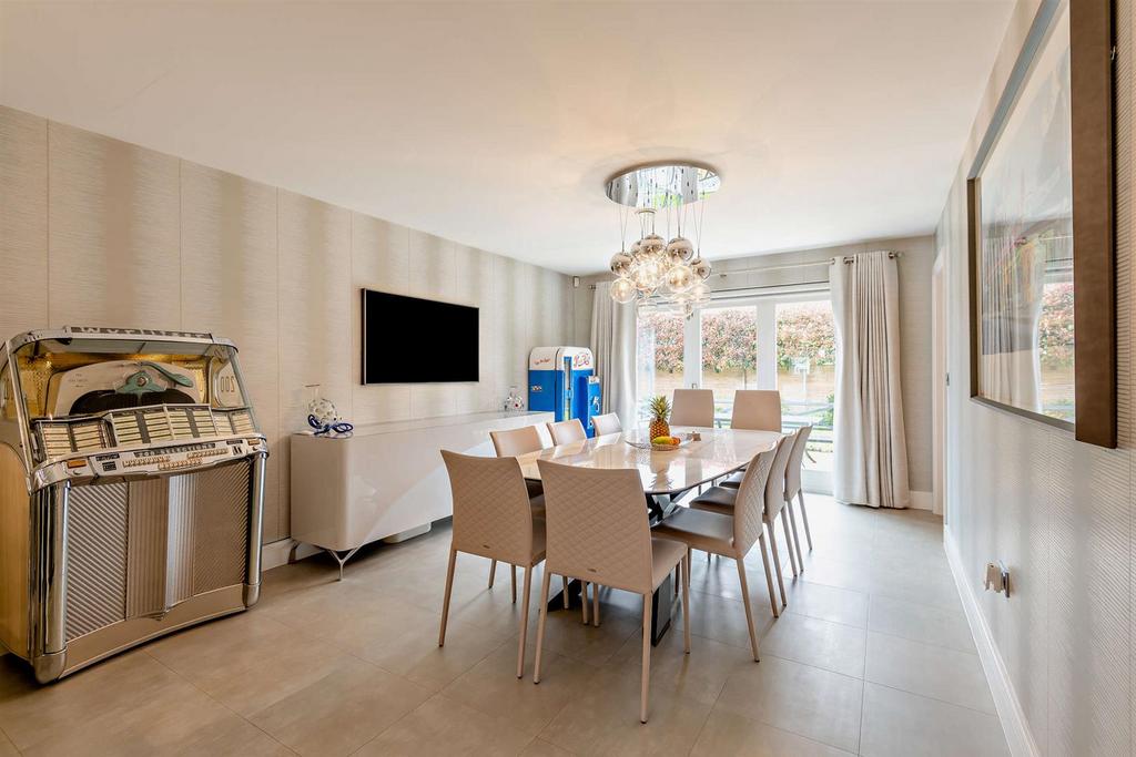 8644983-interior21-800.jpg