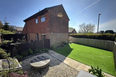 3 bedroom detached house for sale, Parcandowr, Grampound Road