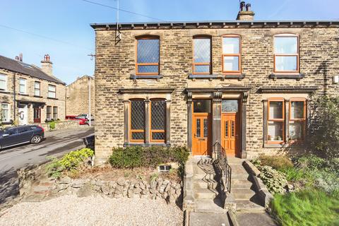 3 bedroom end of terrace house for sale, Parkfield Mount, Leeds, LS28
