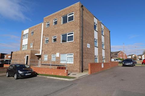 2 bedroom apartment for sale, Handcross Road, Stopsley, Luton, Bedfordshire, LU2 8DW